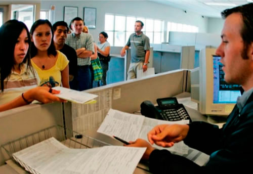 Abogados en Barreras Burocráticas